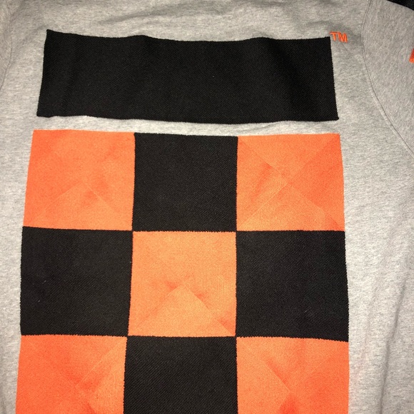 Off-white checkered hoodie - Picture 3 of 8